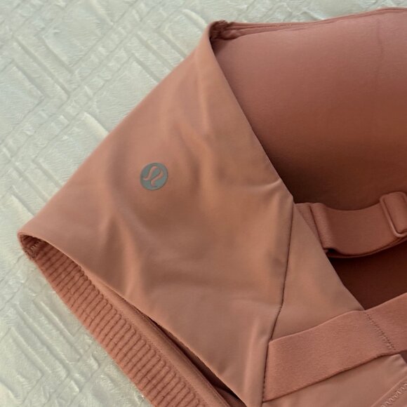 Like New Lululemon Energy Bra High Support 38DD Pink Puff W/ Reusable Tote Bag - Picture 5 of 10